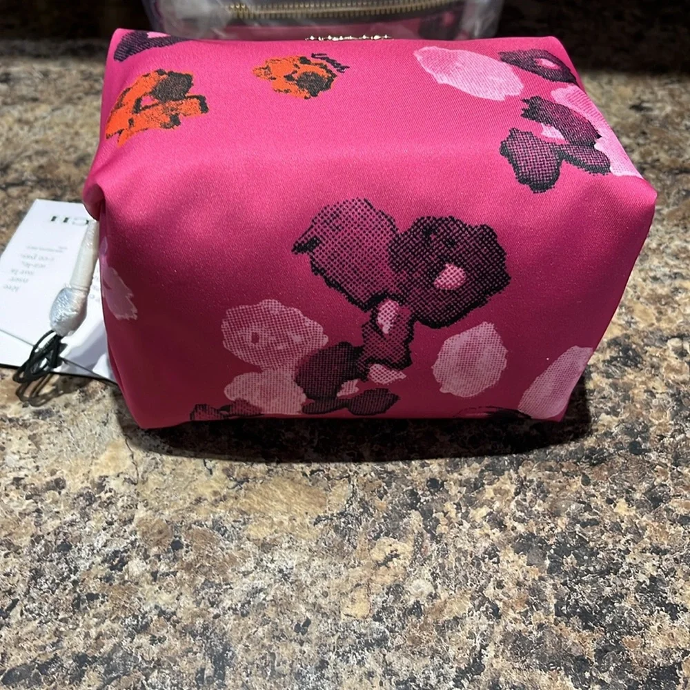 Coach Small Boxy Cosmetic Case With Halftone Floral Print - Picture 7 of 8